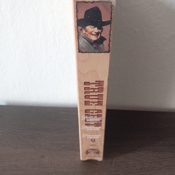 True Grit John Wayne VHS Factory Sealed - Picture 3 of 6